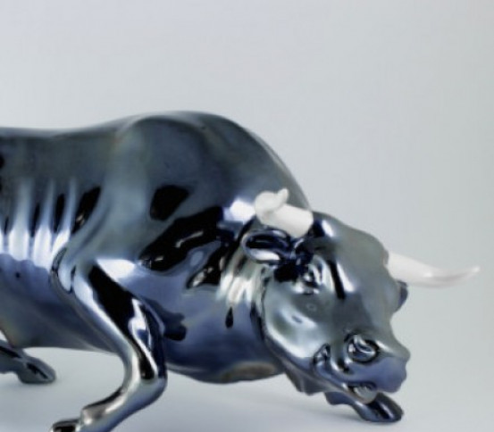 Metal effect Bull with white horns